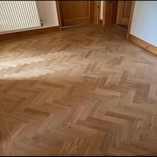 Rustic Solid European Oak Herringbone Unfinished Flooring