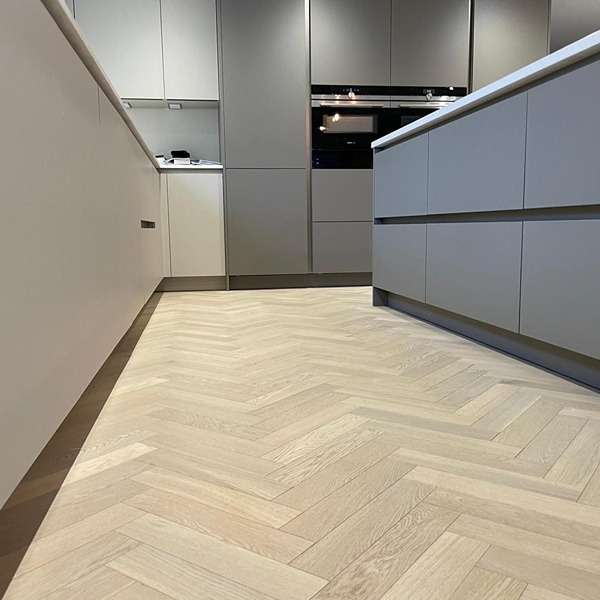 HARVARD Raw Matt Lacquered Flooring