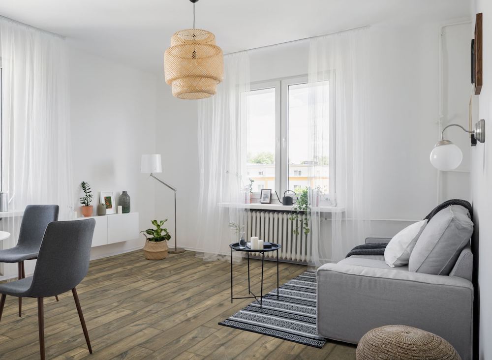 Kaindl Gloss 8mm Oak Posino