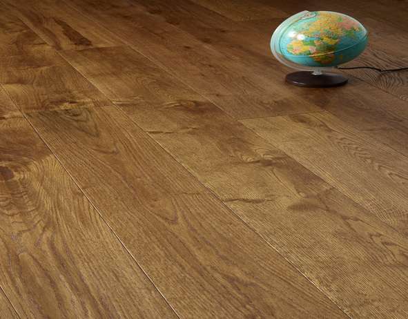 Handscraped/ distressed/ cognac stained/ Uv oiled Flooring