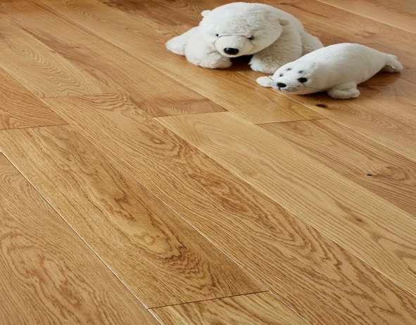 Satin Lacquered Blenheim Traditional Oak Character Grade Flooring