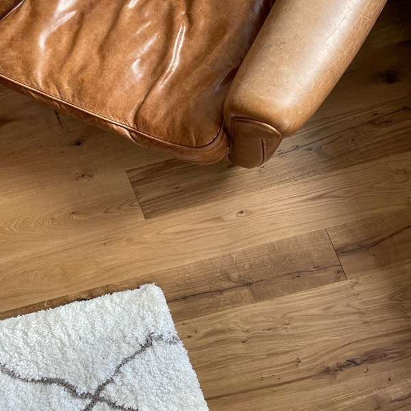 SPARTA220 Brushed/Mellow reactive stain/sunken filler Flooring